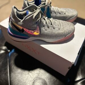 Zoom LeBron NXXT Gen Gray Sneakers with Iridescent Swoosh